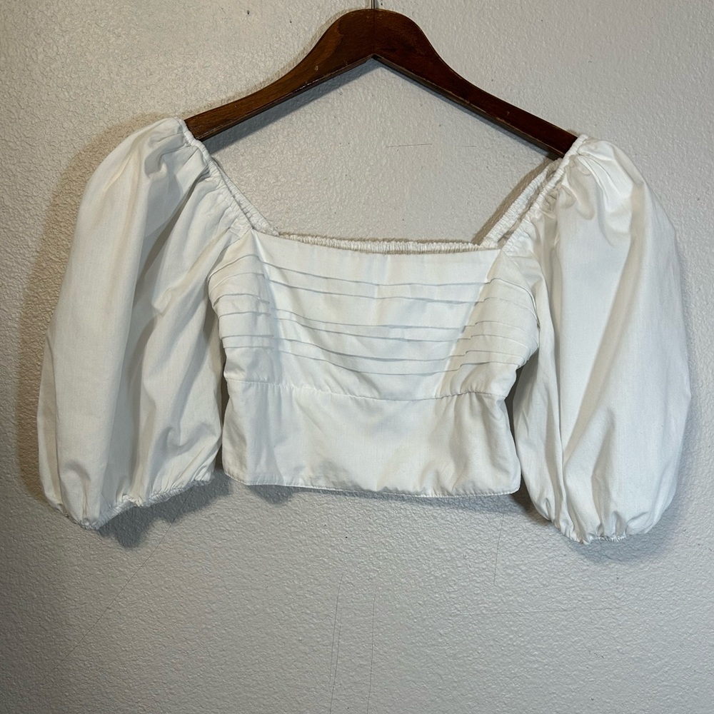 Abercrombie & Fitch White Puff Sleeve Smocked Crop Top Size XS - Picture 2 of 7